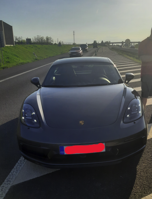 Porsche.png