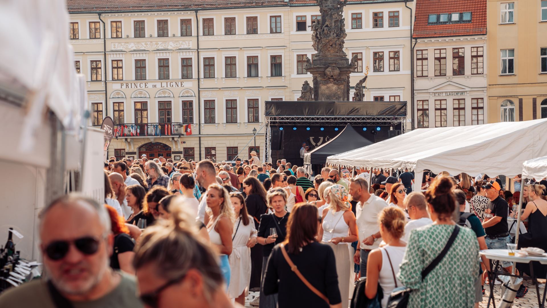 Festival 2.jpg