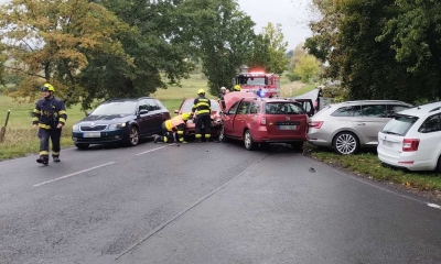 Náhled článku: Staňkovice: Pět zraněných po ranní srážce pěti aut