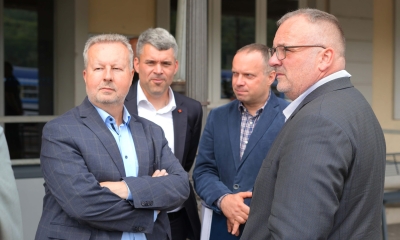Náhled článku: Ministr dopravy jednal v Ústeckém kraji o vysokorychlostní trati i dálnici D8
