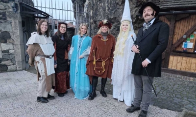 Náhled článku: Hrad Střekov ožil pověstmi a historií: večerní prohlídky přilákaly stovku návštěvníků