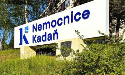 Náhled článku: Bombová výhrůžka vyhnala z kadaňské nemocnice 240 lidí. Policie výbušninu nenašla