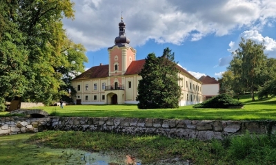 Náhled článku: Nestátní památky zahajují sezónu, lákají na numismatiku i tajemství světa