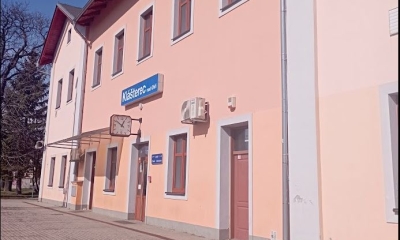 Náhled článku: Výluka mezi Chomutovem a Kláštercem startuje dnes večer. Autobusy vyjedou i u Kadaně