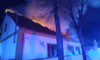 Náhled článku: Noční požár střechy rodinného domu ve Stebně způsobil milionové škody