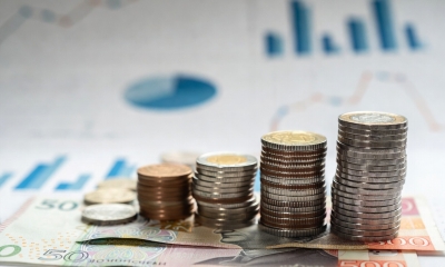 Náhled článku: Schodek státu přesáhl 176 miliard. Peníze tečou do obcí, na důchody i obranu
