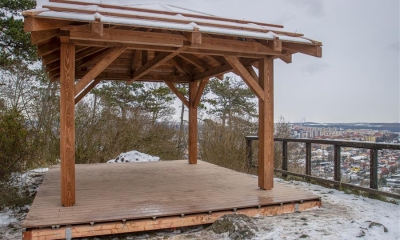 Náhled článku: Pod Hněvínem roste nová dominanta. Altán z participativního rozpočtu nabídne netradiční výhledy