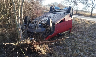 Náhled článku: Auto se v Kadani převrátilo na střechu, jedna osoba byla zraněna