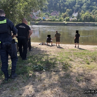 Náhled článku mobil: Ústecká městská policie nasadila na Labi drony, s rybářskou stráží kontroluje nepřístupná místa
