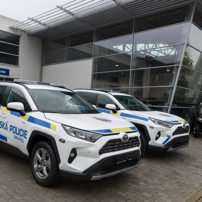 Náhled článku mobil: Nová auta posílí městskou policii v Krupce