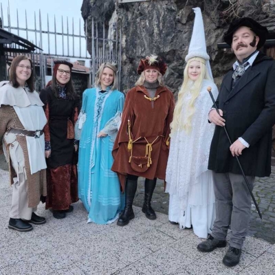 Náhled článku mobil: Hrad Střekov ožil pověstmi a historií: večerní prohlídky přilákaly stovku návštěvníků