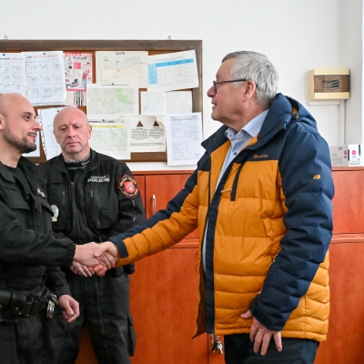 Náhled článku mobil: Primátor Ústí poděkoval strážníkům za jejich službu. Město navíc posílí řady městské policie