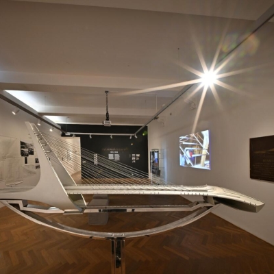 Náhled článku mobil: Mosty – Brücken: výstava v ústeckém muzeu propojuje minulost, techniku i lidské osudy