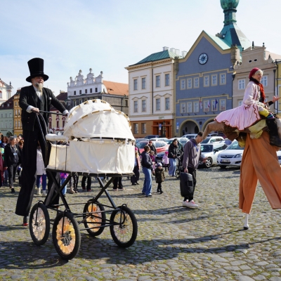 Náhled článku mobil: Litoměřický loutkový festival zahájí průvod s desetimetrovým drakem