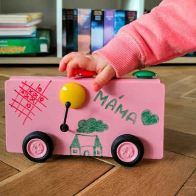 Náhled článku mobil: Správná hračka 2025: Poctivé české hračky ukazují, že kvalita a nápad mají pořád smysl