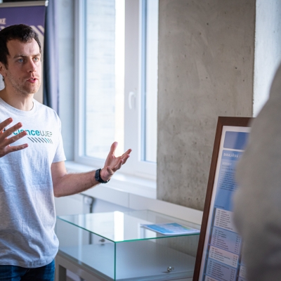 Náhled článku mobil: Ústecká přírodovědecká fakulta startuje dva nové česko-saské projekty. Zaměří se na AI i přírodu