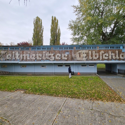 Náhled článku mobil: Na litoměřickém koupališti odkryli historický nápis. Areál čeká další proměna