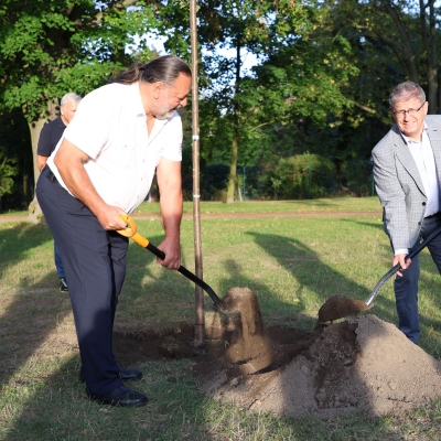 Náhled článku mobil: Roudnice nad Labem a německé Dessau-Roßlau stvrdily dvacetileté partnerství