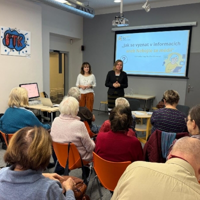 Náhled článku mobil: Senioři v Litoměřicích se učili rozumět médiím. Zajímají se o pravdu i dezinformace