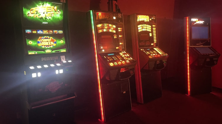 Náhled článku: Celníci odhalili další nelegální herny na Ústecku a Liberecku