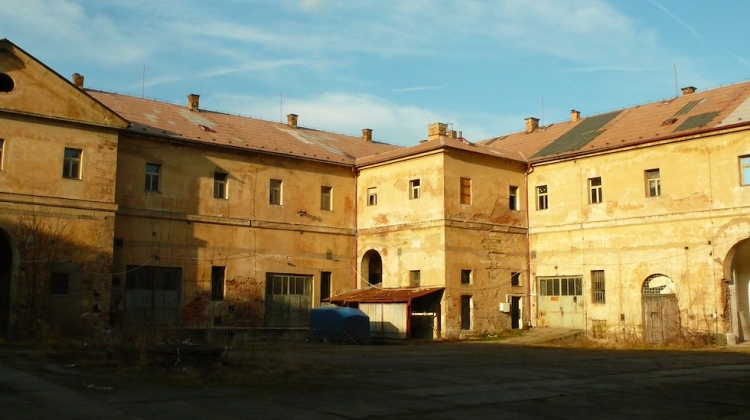 Náhled článku: Ústecký kraj má 1,2 miliardy na obnovu ruin.