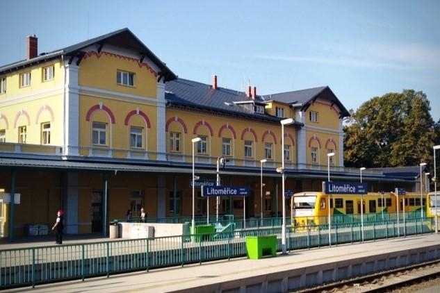 Image 1
