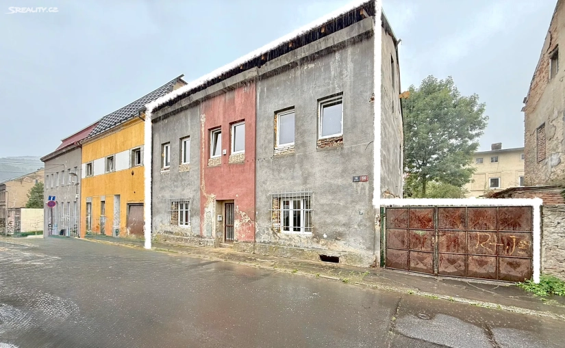 Náhled akce: Investiční příležitost v Ústí nad Labem: činžovní dům se šesti byty v Krásném Březně